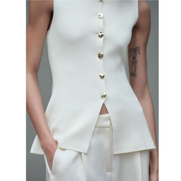 NWT ZARA ZARA BASIC KNIT GOLDβBUTTON VEST - Picture 2 of 9